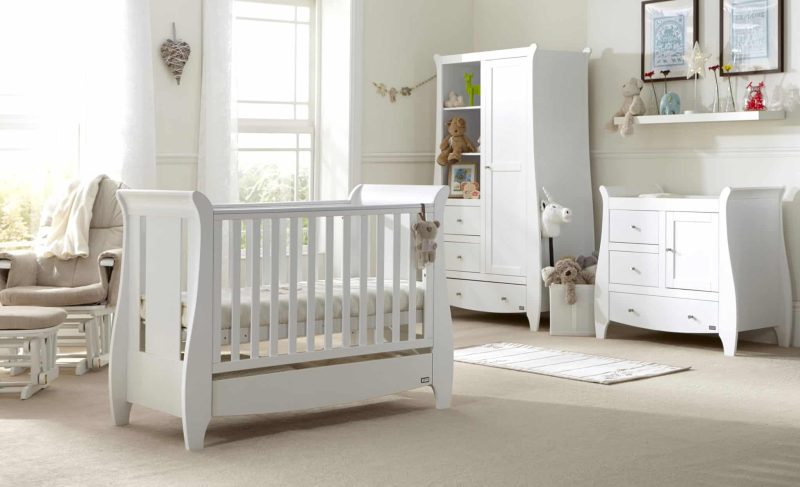 Katie 5 Piece Room Set White - Lifestyle (2)