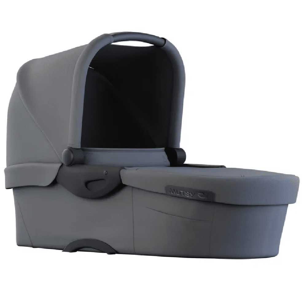 Mutsy hotsell evo bassinet