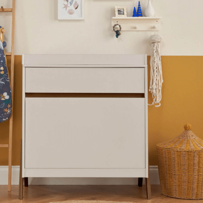 Tutti Bambini Fuori Chest Changer - White Sand & Warm Walnut