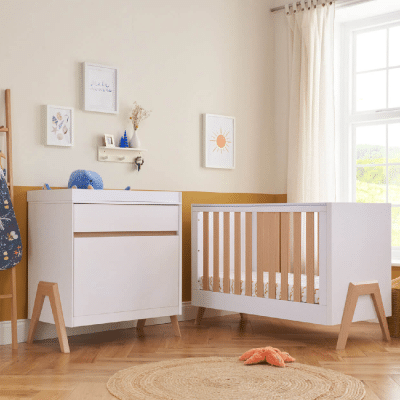 Tutti Bambini Fuori 4in1 2 Piece Nursery Room Set - White/Light Oak