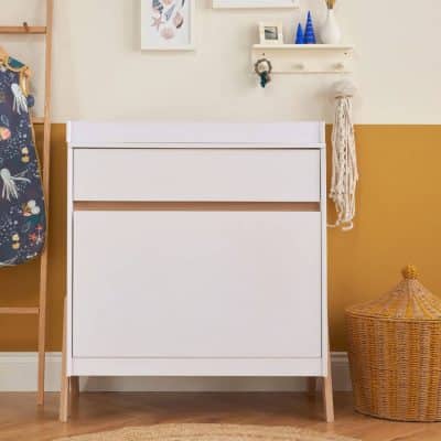 Tutti Bambini Fuori Chest Changer - White/Light Oak