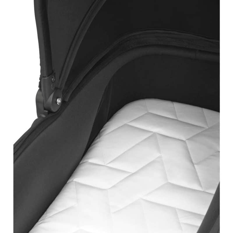 Maxi-Cosi Oxford 9 Piece Complete Cabriofix Bundle - Twillic Black 8