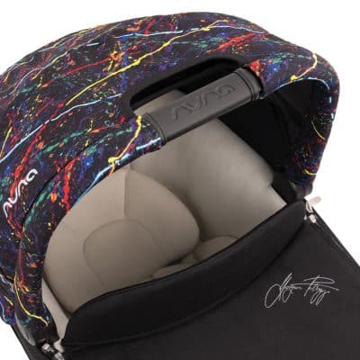 Nuna Cari Next Lay Flat Car Carrycot Rainbow