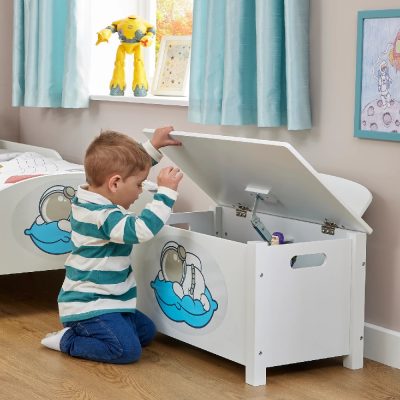 Liberty House Toys Kid’s Wooden Space Toy Box