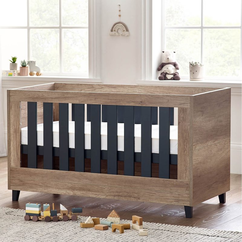 babystyle-montana-cot-bed-lifestyle_1