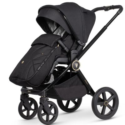 Venicci Upline 2 SE All Black with Carrycot